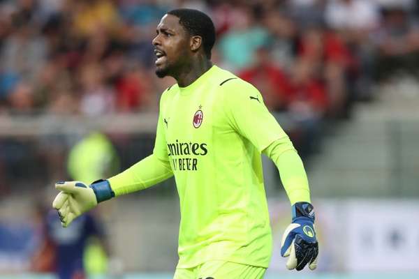 蓝军引援遇阻：米兰门神与多特新星恐缺席世俱杯首秀