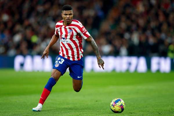 三大英超球队追逐马竞后卫雷尼尔多 土超沙超亦抛出橄榄枝