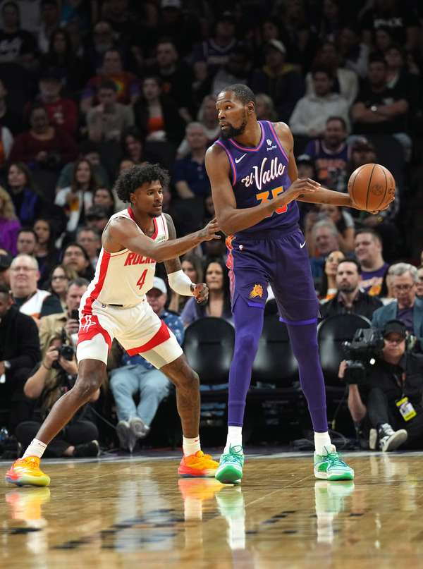 太阳渴望回收未来首轮签 火箭坚持筹码博弈静观其变