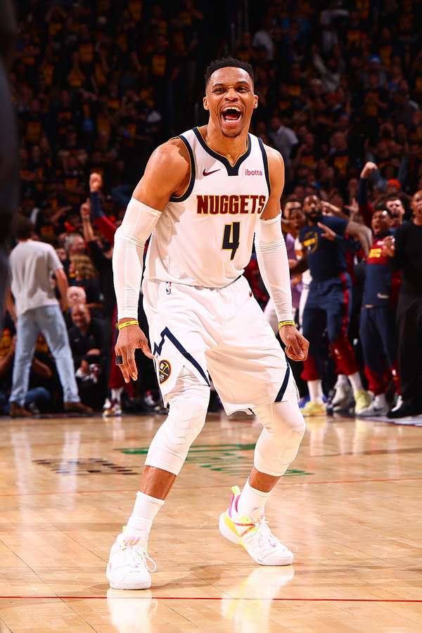 国王队控卫补强计划曝光：威少与琼斯进入候选名单