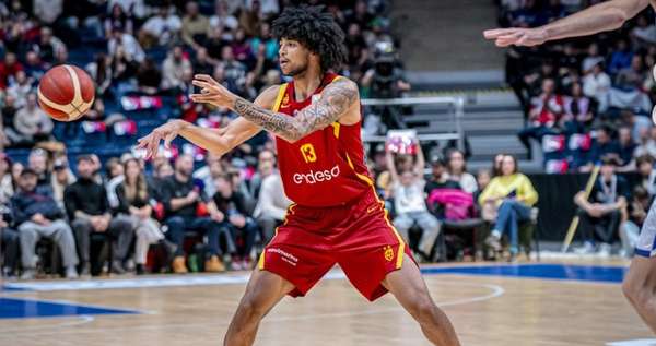 76人签下西班牙潜力中锋 三届青年赛MVP阿尔曼萨结束小绿屋尴尬