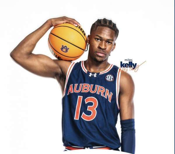 独行侠签下落选新秀凯利 奥本大学后卫获双向合约机会