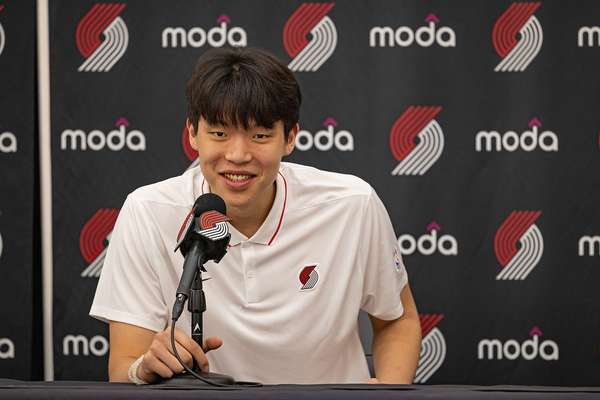 分析师预测杨瀚森NBA商业价值：五年效力或为开拓者创造可观收益