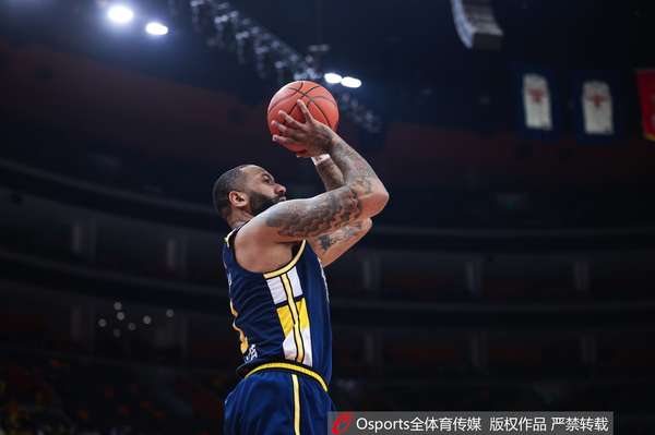 CBA外援涉药风波：吉伦沃特承认误服THCA 禁赛期待定