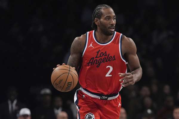 篮球巨星莱昂纳德迎来34岁生日 回顾